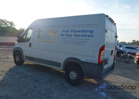 2014 Ram Promaster 2500 High Roof из США, поврежденный, VIN 3C6TRVCG7EE107268